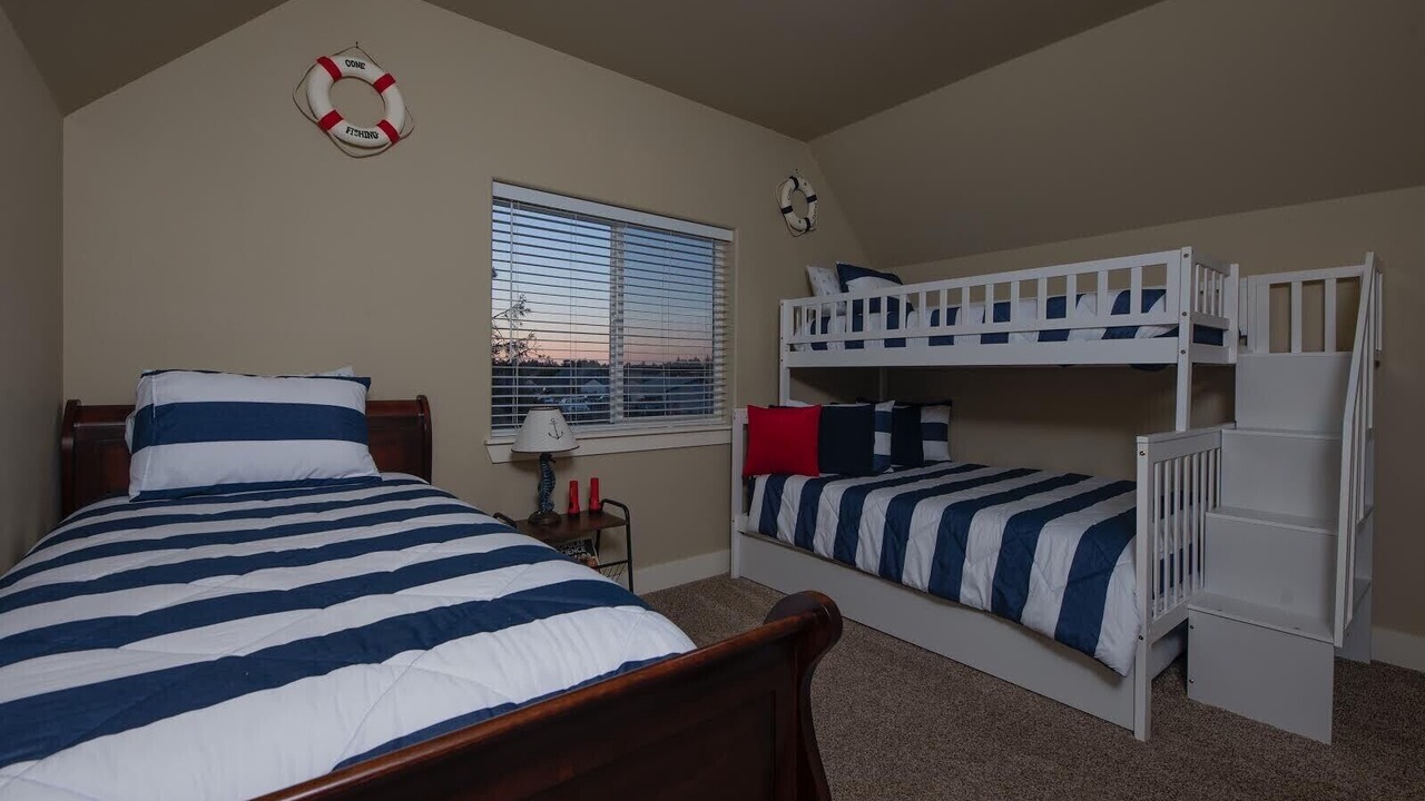 Photo of Bedroom in Ocean Shores