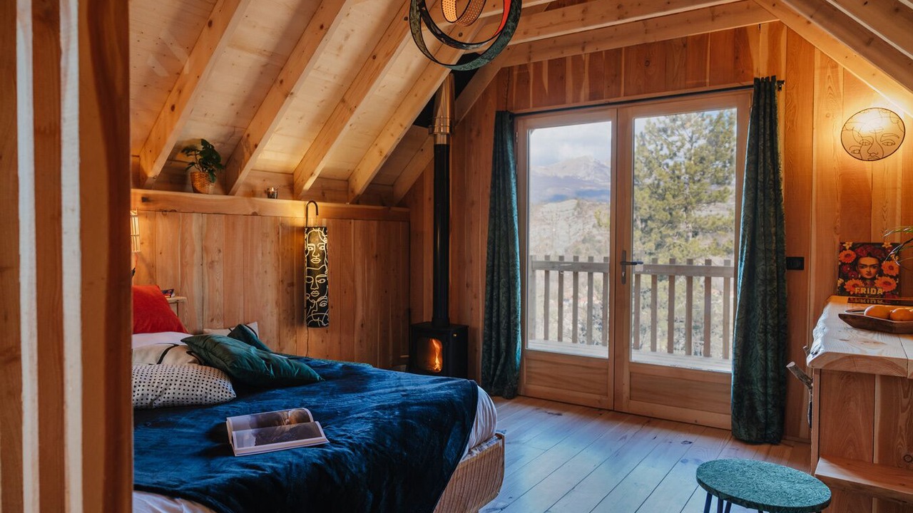 Photo of Others in Gap