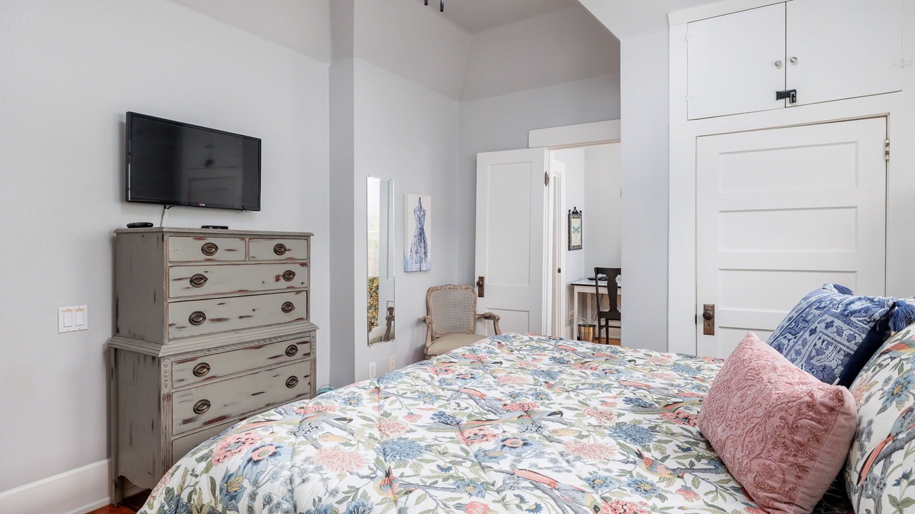 Photo of Bedroom in Georgetown