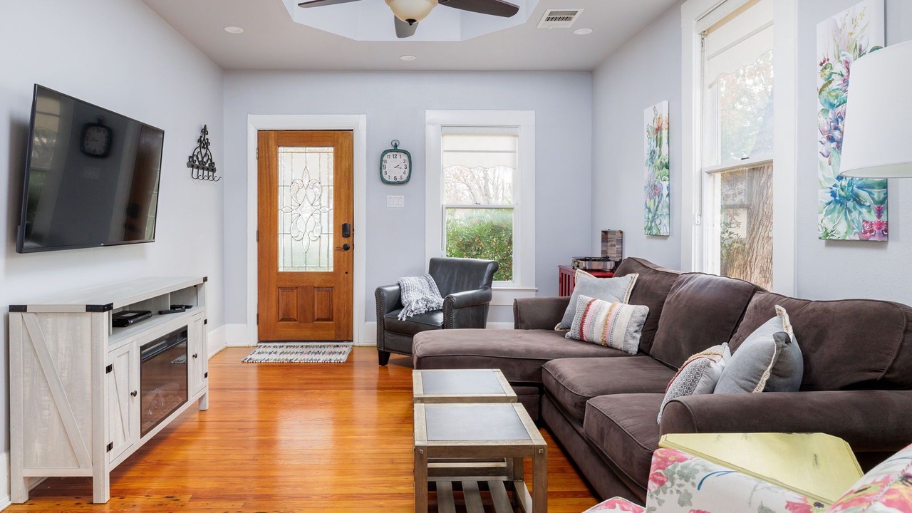 Photo of Livingroom in Georgetown
