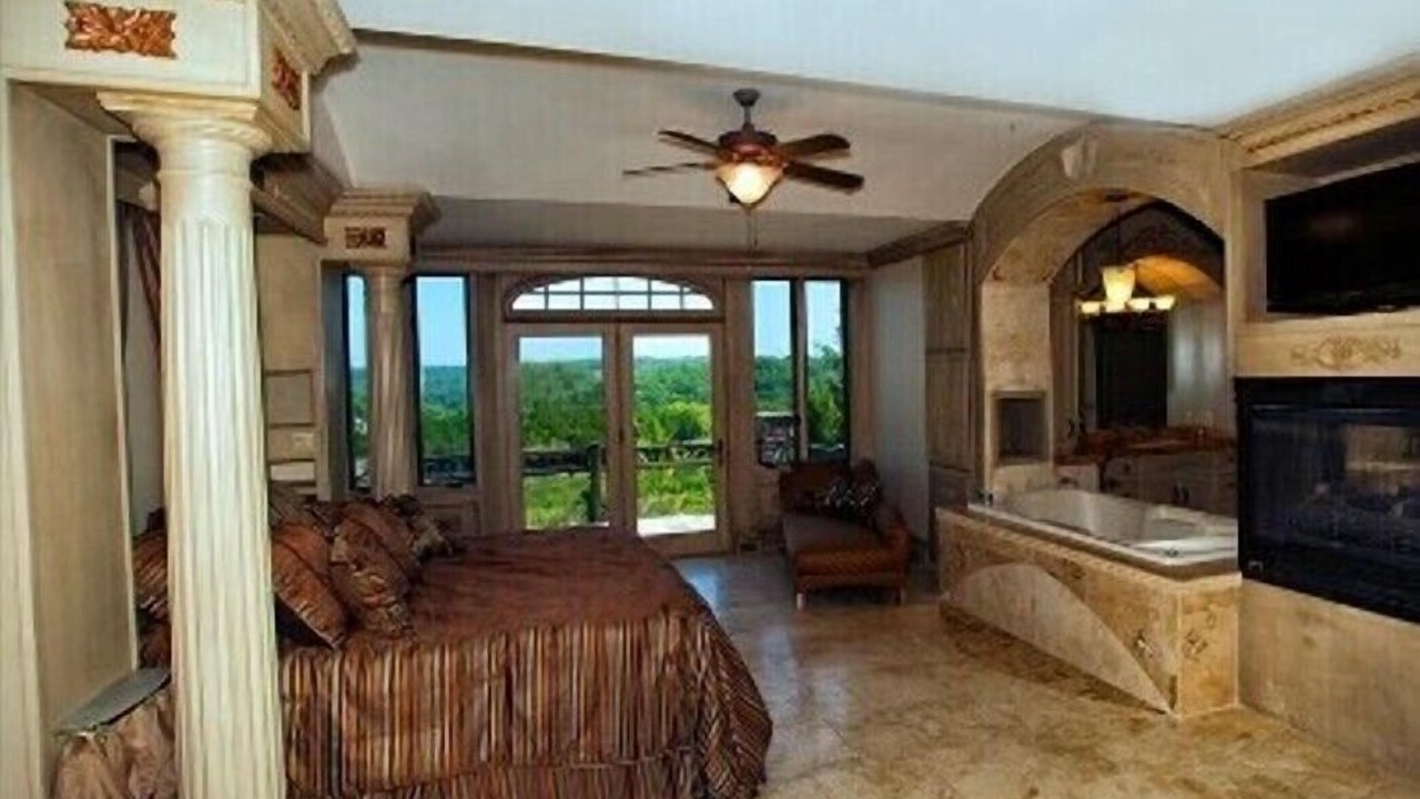 Photo of Patio Balcony in Camdenton