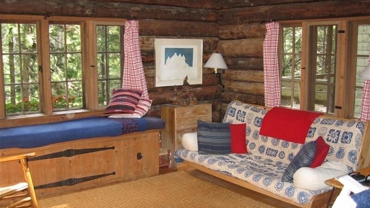 Photo of Livingroom in Southwest Harbor