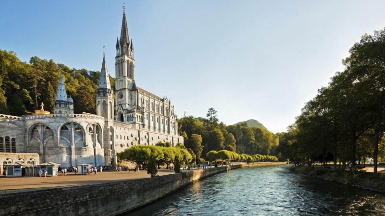 Photo of Others in Lourdes