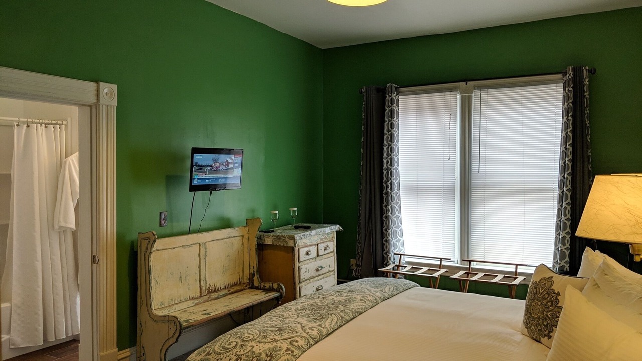 Photo of Bedroom in Shelburne