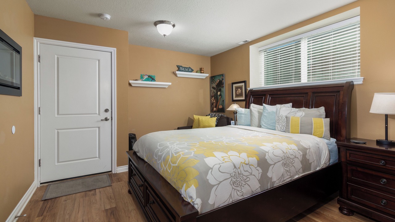 Photo of Bathroom in Gleneden Beach