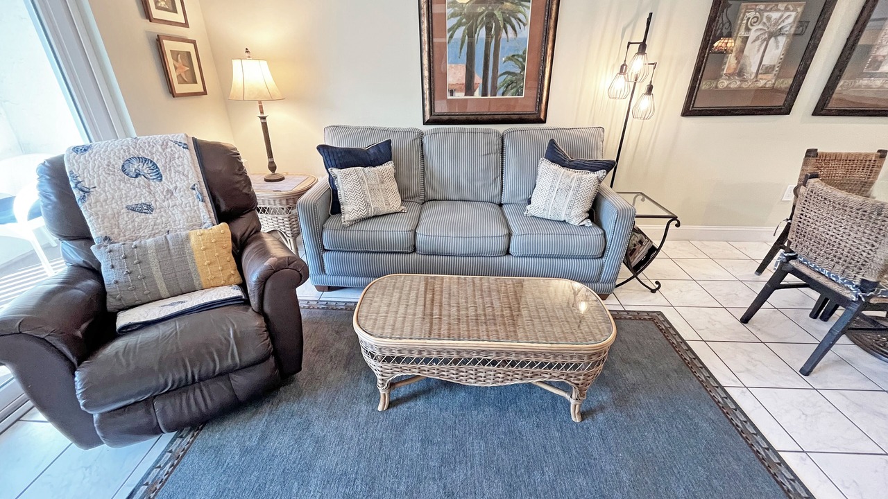 Photo of Livingroom in Crescent Beach