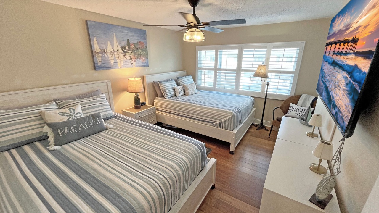 Photo of Bedroom in Crescent Beach