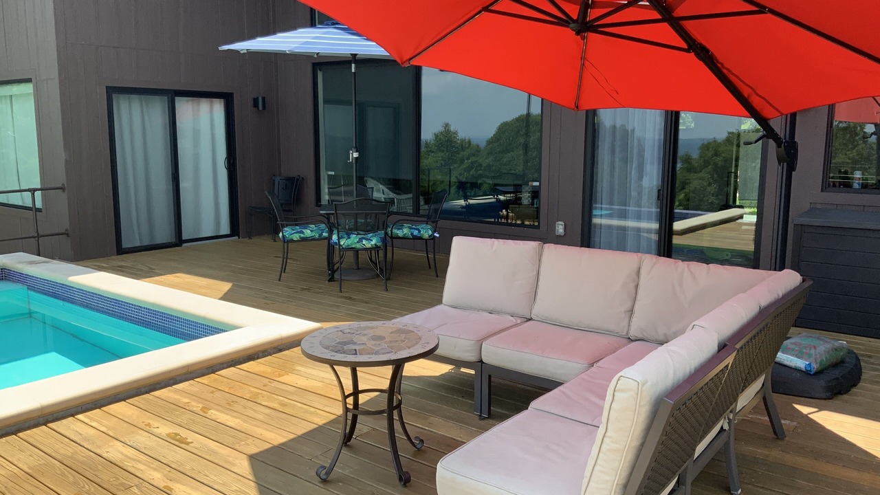 Photo of Patio Balcony in Lost Bridge Village