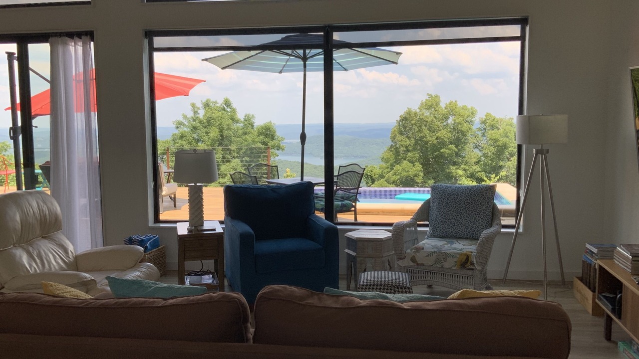 Photo of Livingroom in Lost Bridge Village
