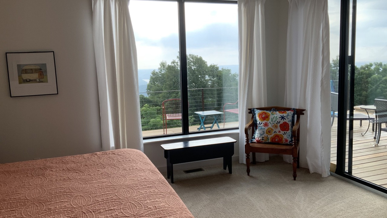 Photo of Bedroom in Lost Bridge Village