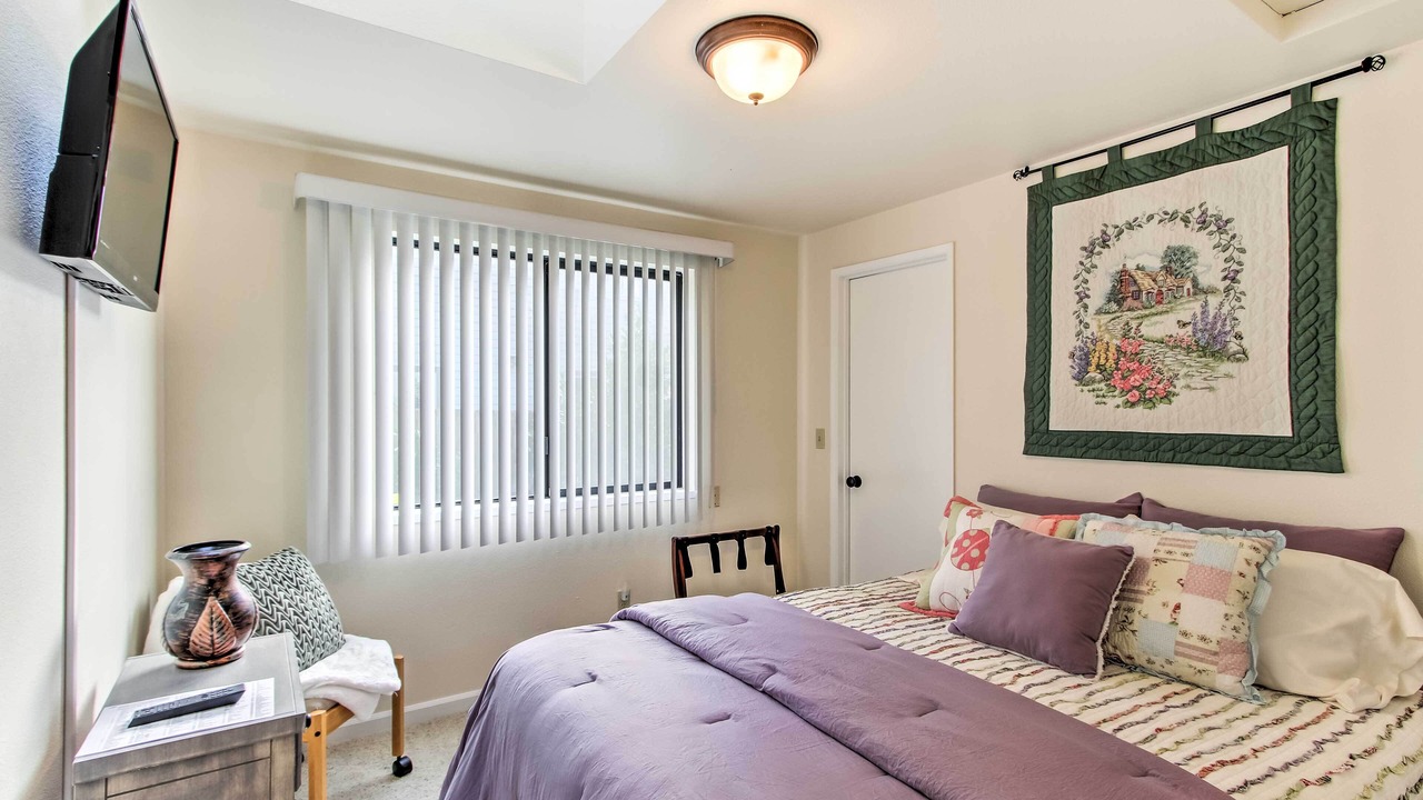 Photo of Others in East Olympia