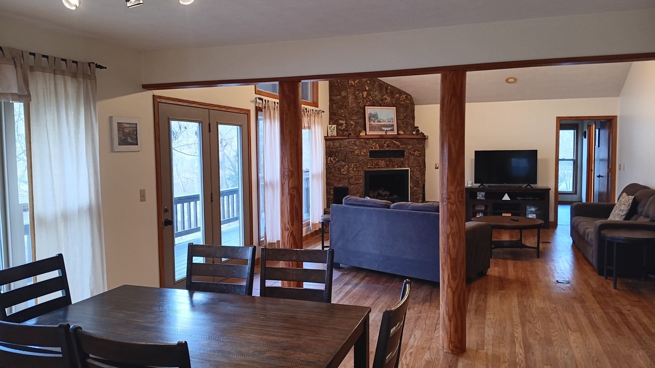 Photo of Bedroom in Flippin
