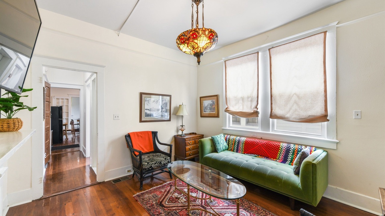 Photo of Livingroom in Faubourg Delachaise