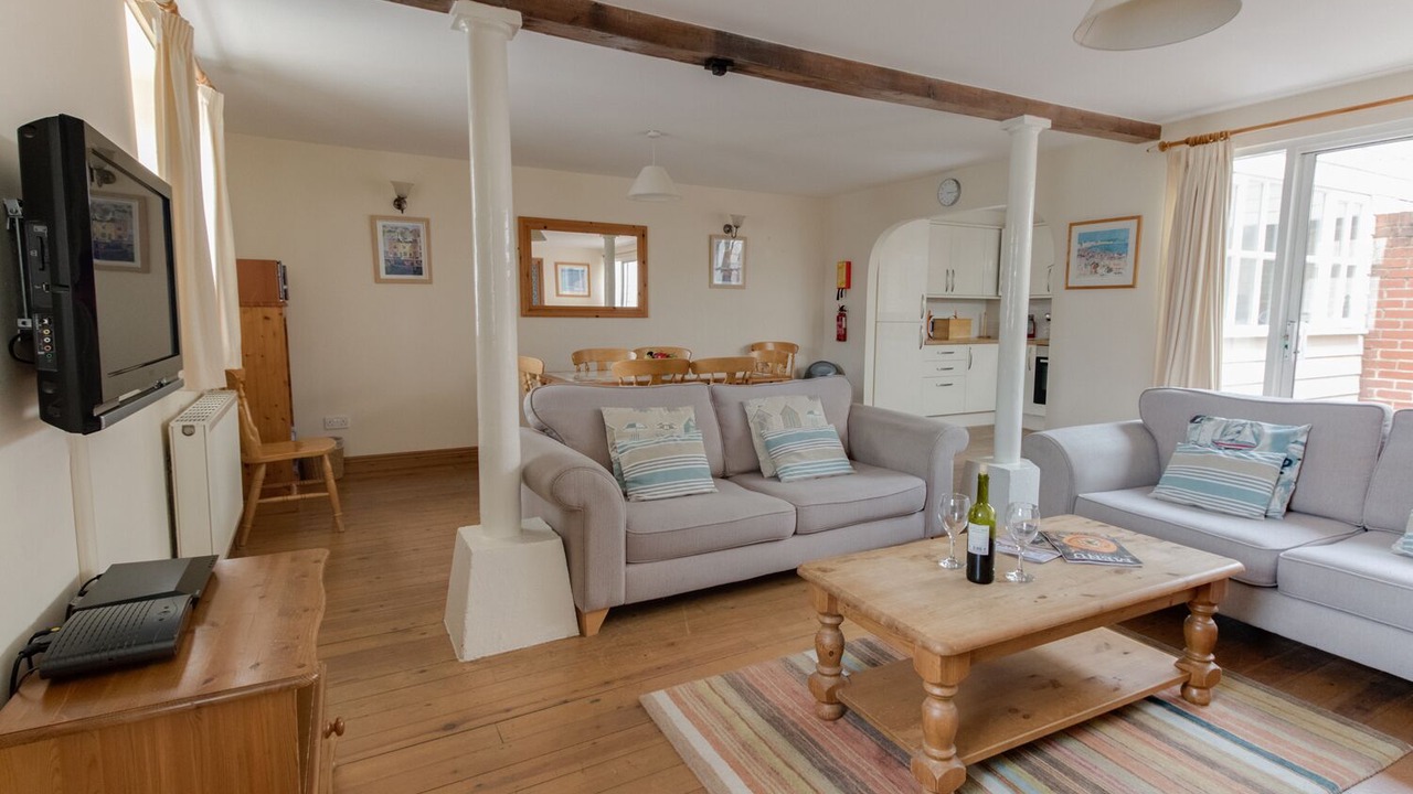 Photo of Livingroom in Weymouth