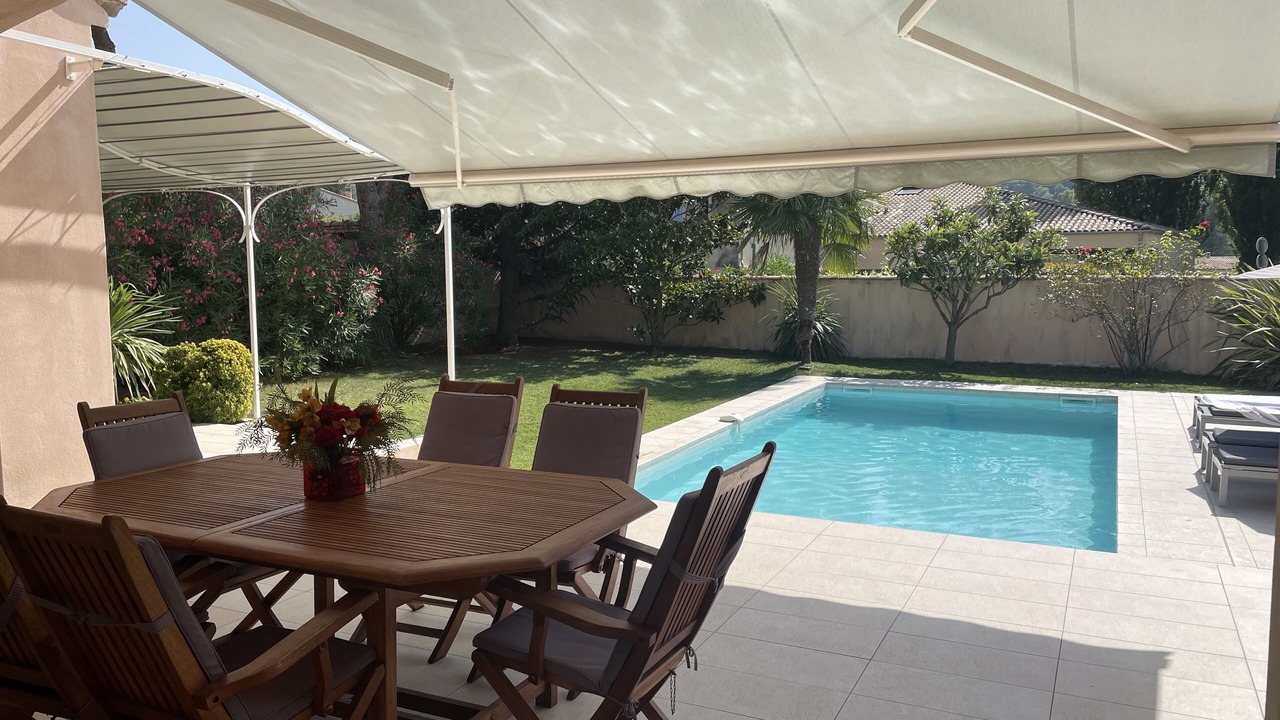 Photo of Outdoor in Malaucene