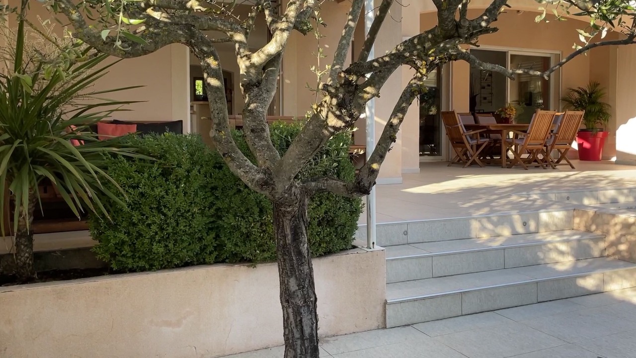Photo of Patio Balcony in Malaucene