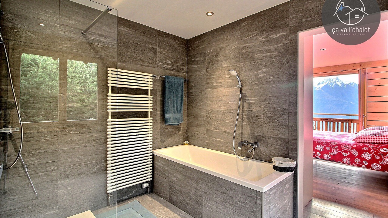 Photo of Bathroom in Ovronnaz