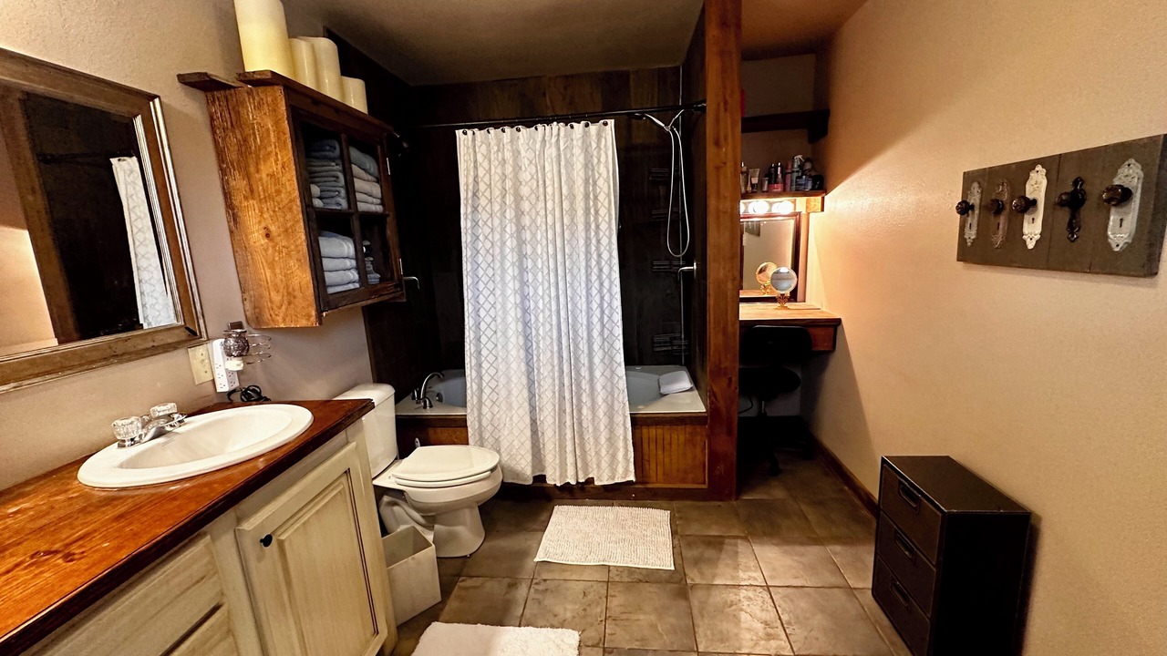 Photo of Bathroom in Natchez