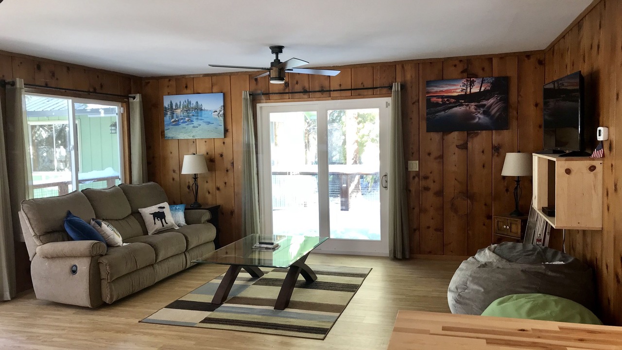 Photo of Livingroom in Glencoe