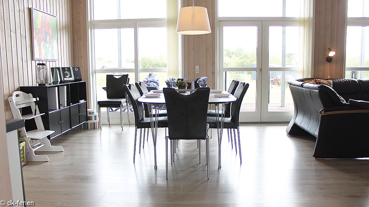 Photo of Others in Arø