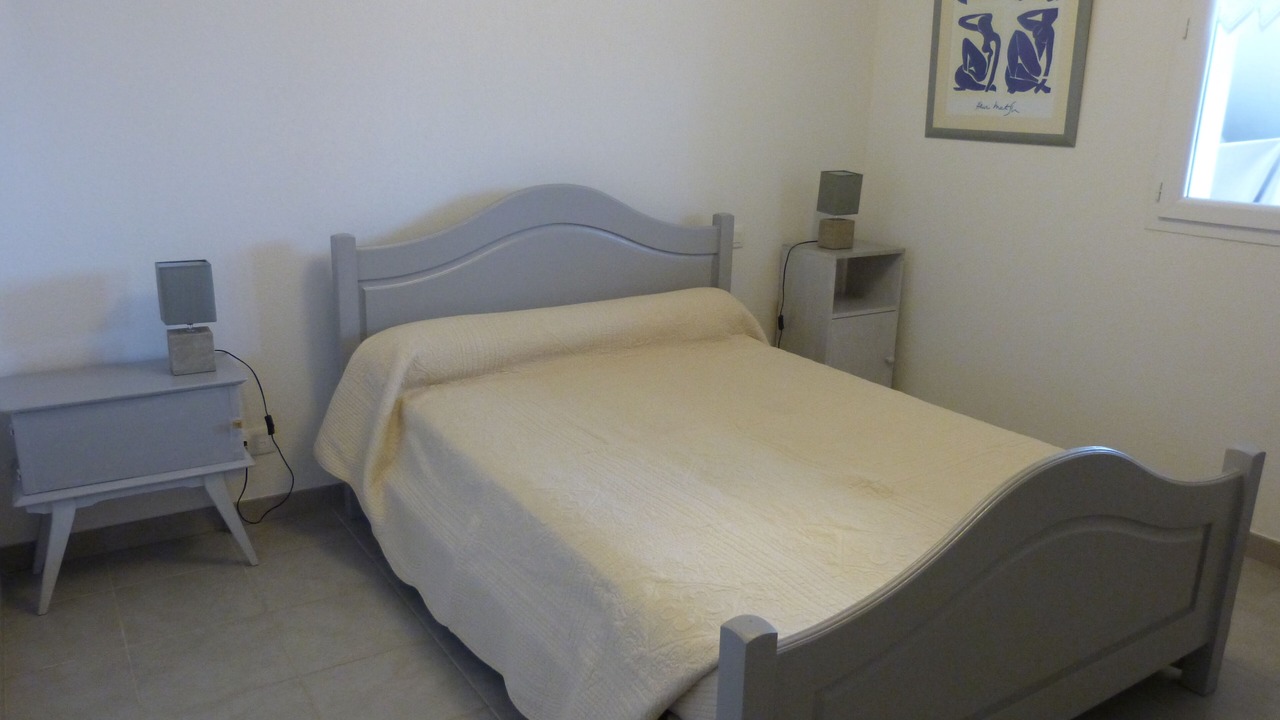 Photo of Bedroom in Saint-Pierre-la-Mer