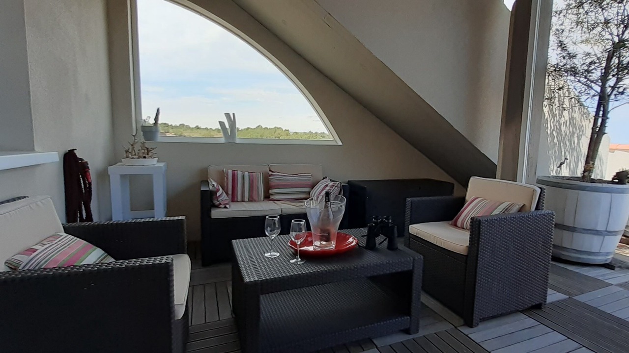 Photo of Patio Balcony in Saint-Pierre-la-Mer