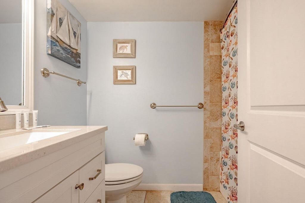 Photo of Bathroom in Biltmore Beach