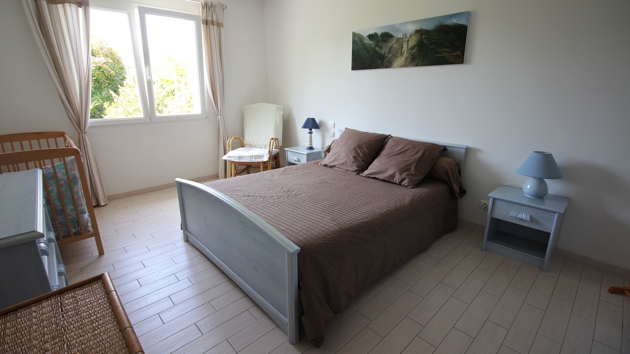 Photo of Bedroom in Saint-Pair-sur-Mer