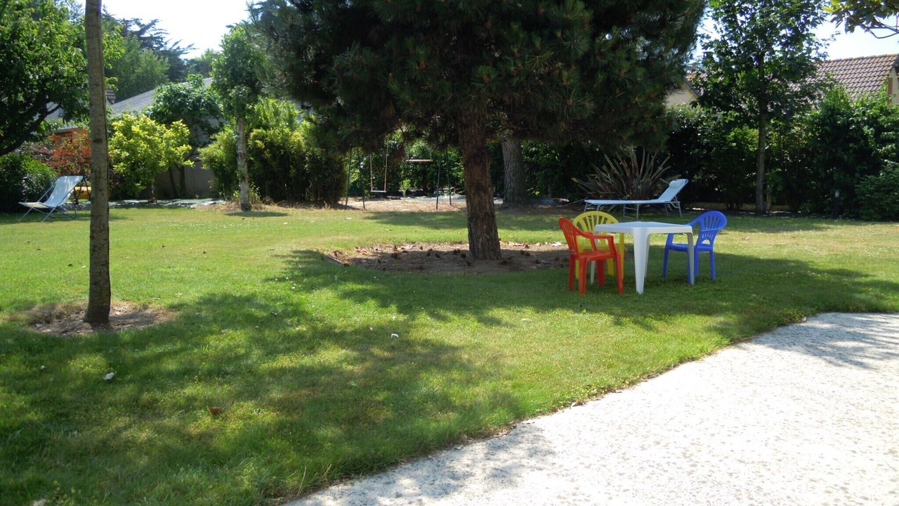 Photo of Patio Balcony in Saint-Pair-sur-Mer