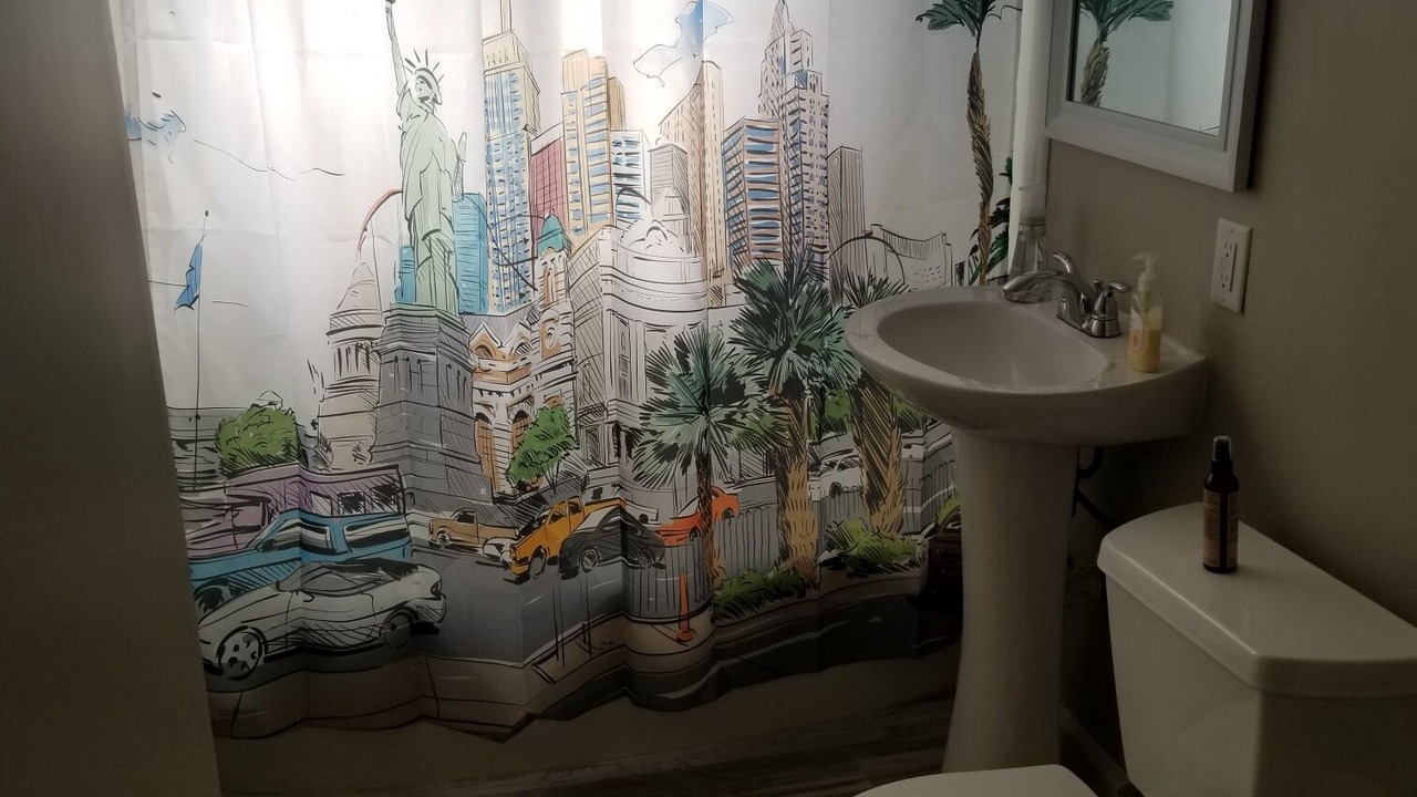 Photo of Bathroom in Rancho Oakey