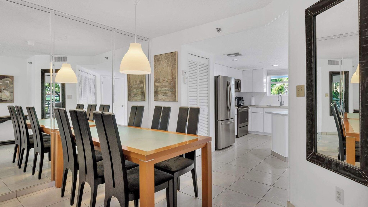 Photo of Others in Sunny Isles Beach
