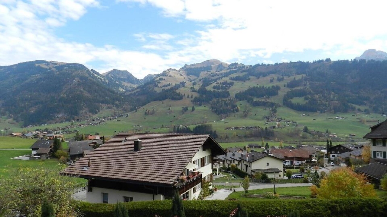 Photo of Others in Zweisimmen