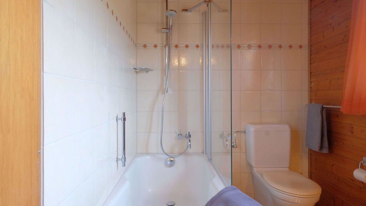 Photo of Bathroom in Zweisimmen