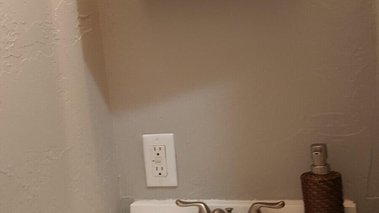 Photo of Bathroom in Lincoln Terrace
