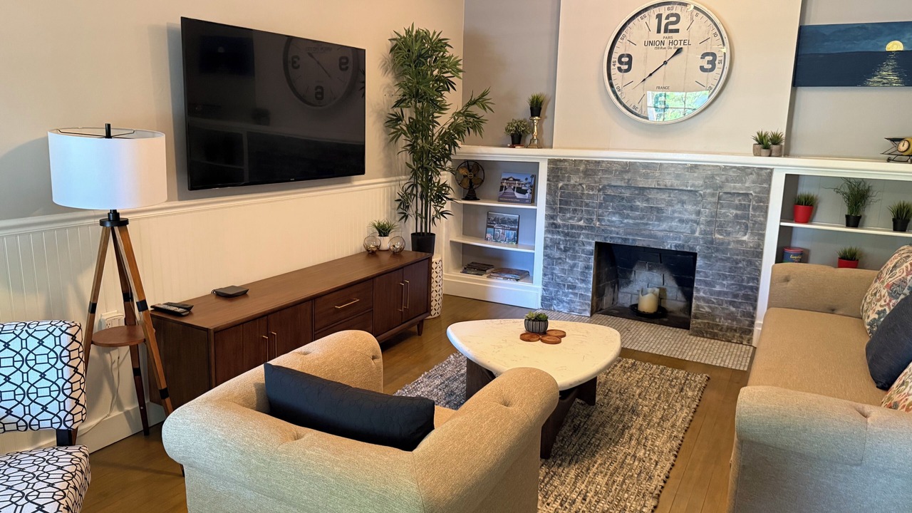 Photo of Livingroom in Roosevelt