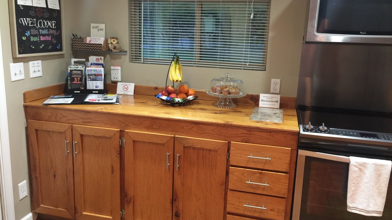 Photo of Kitchen in Lookout Valley Neighborhood Association