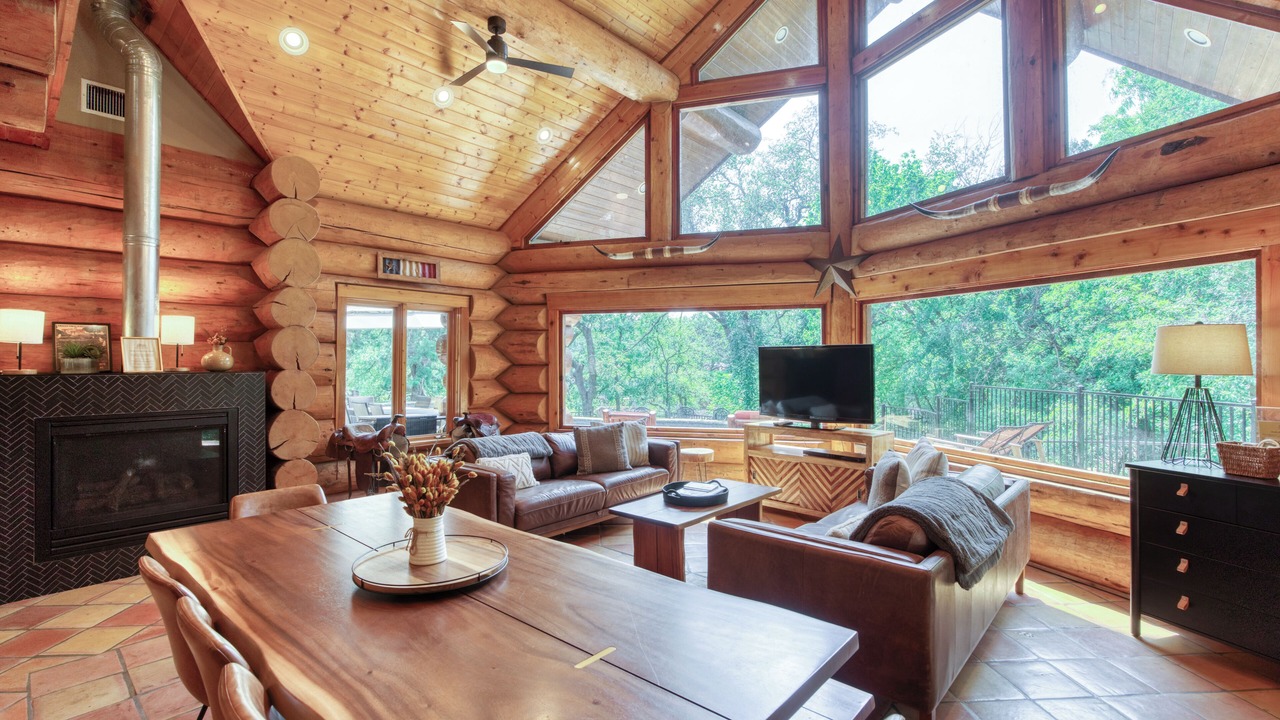 Photo of Livingroom in Marble Falls