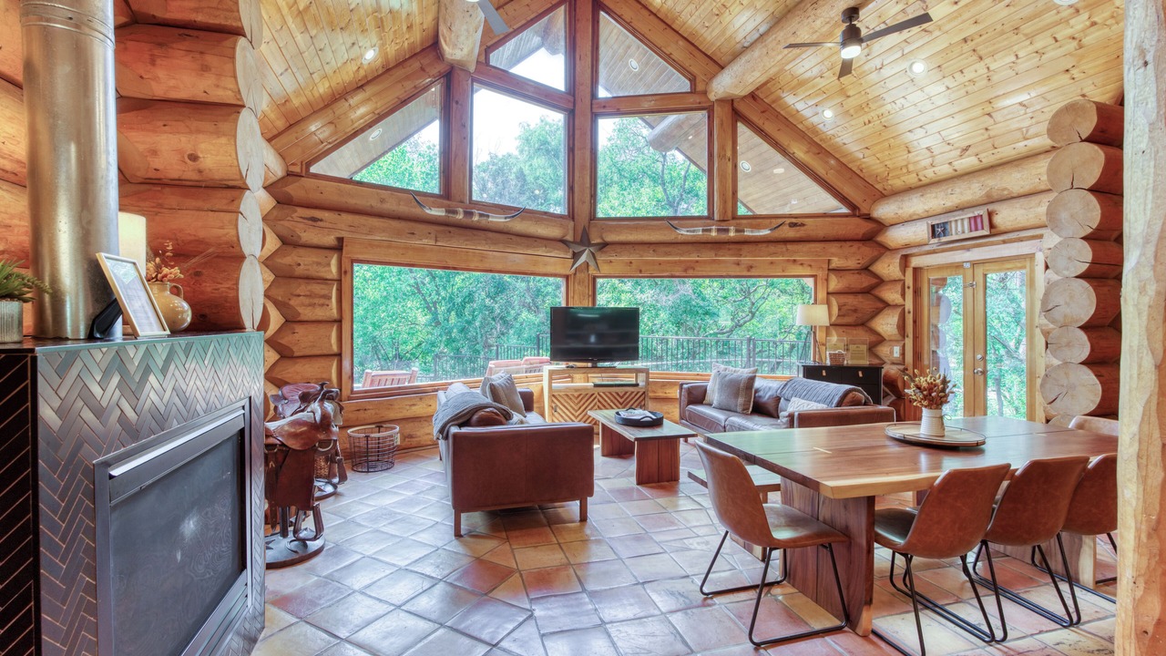 Photo of Livingroom in Marble Falls