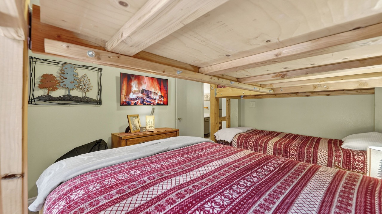 Photo of Livingroom in Brian Head