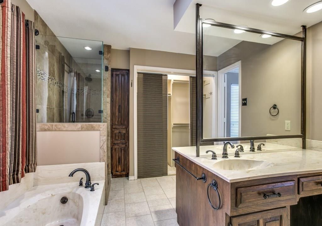 Photo of Bathroom in Far North Dallas