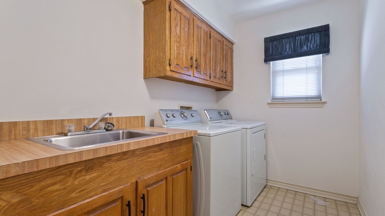 Photo of Bedroom in Far North Dallas