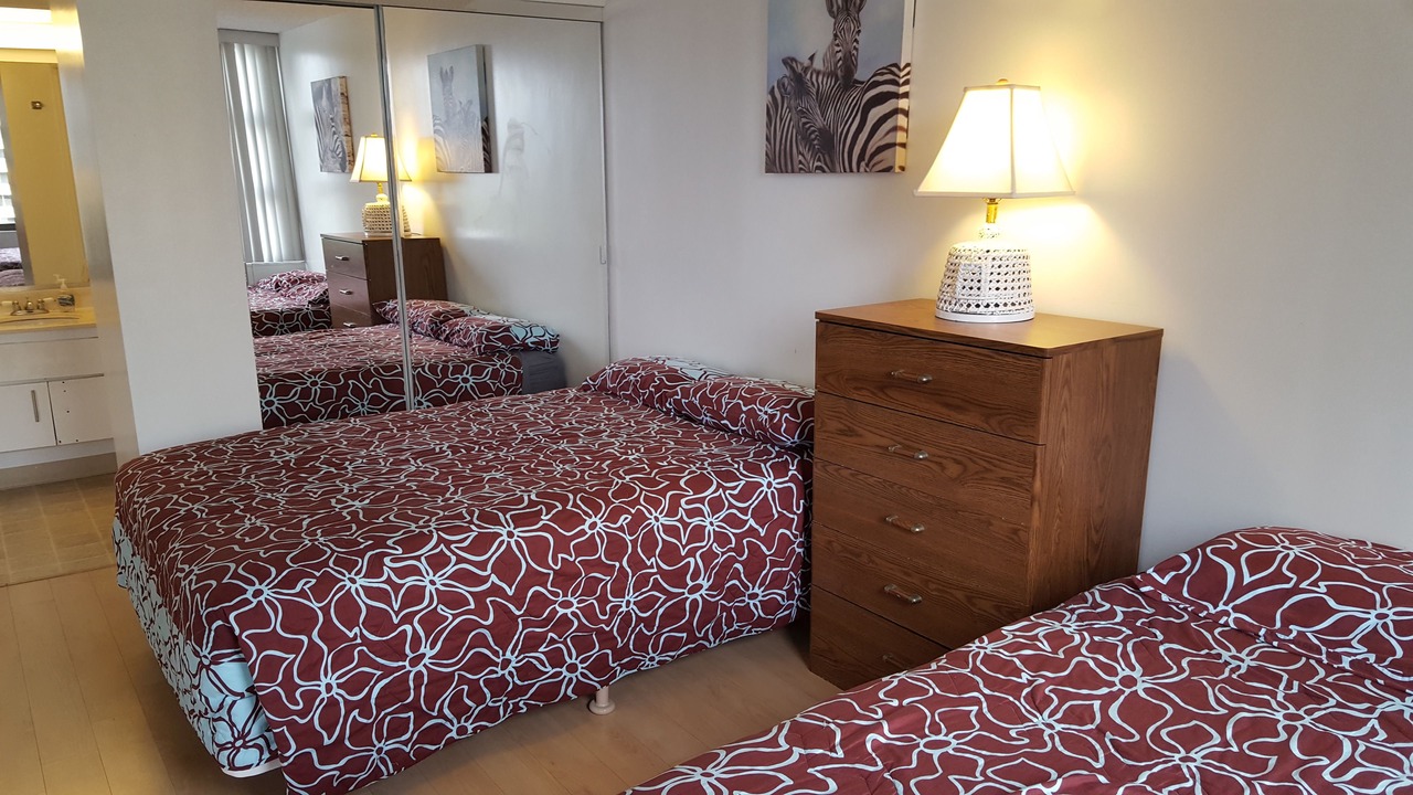Photo of Bedroom in Waikiki