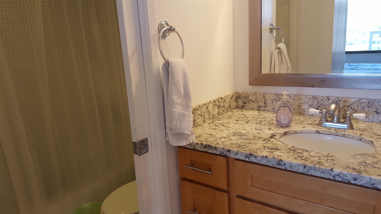 Photo of Bathroom in Waikiki