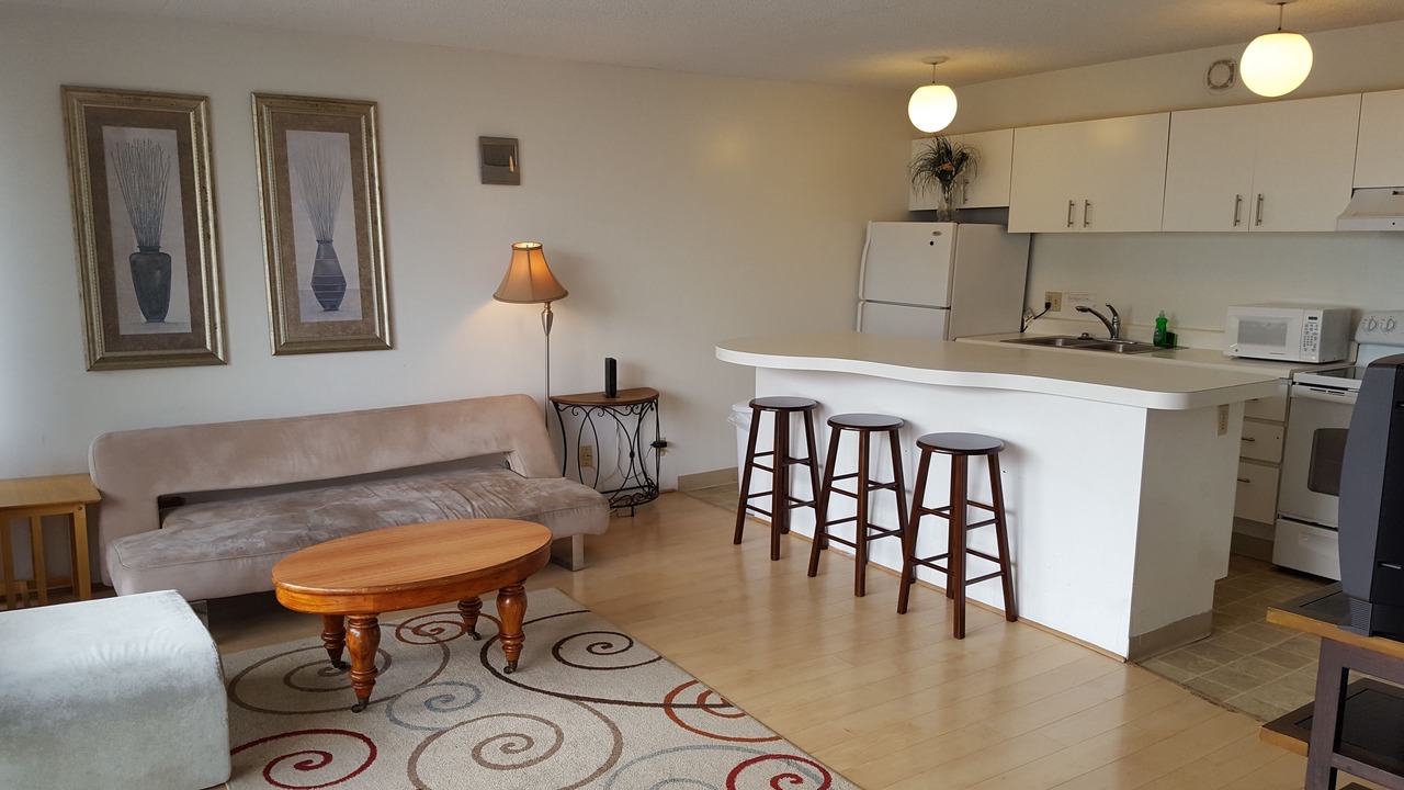 Photo of Livingroom in Waikiki