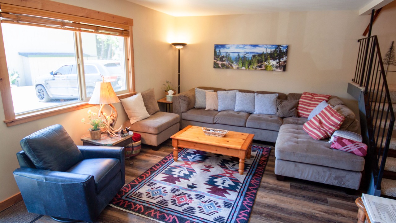 Photo of Livingroom in Lake Forest