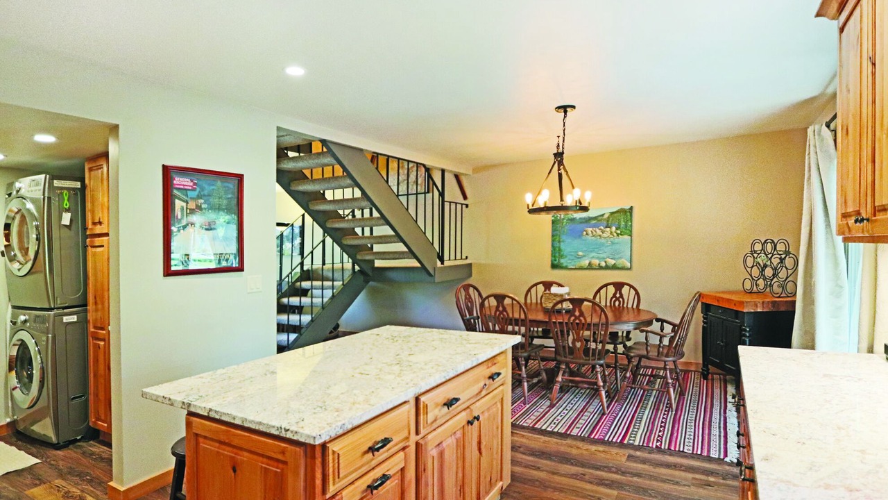 Photo of Livingroom in Lake Forest