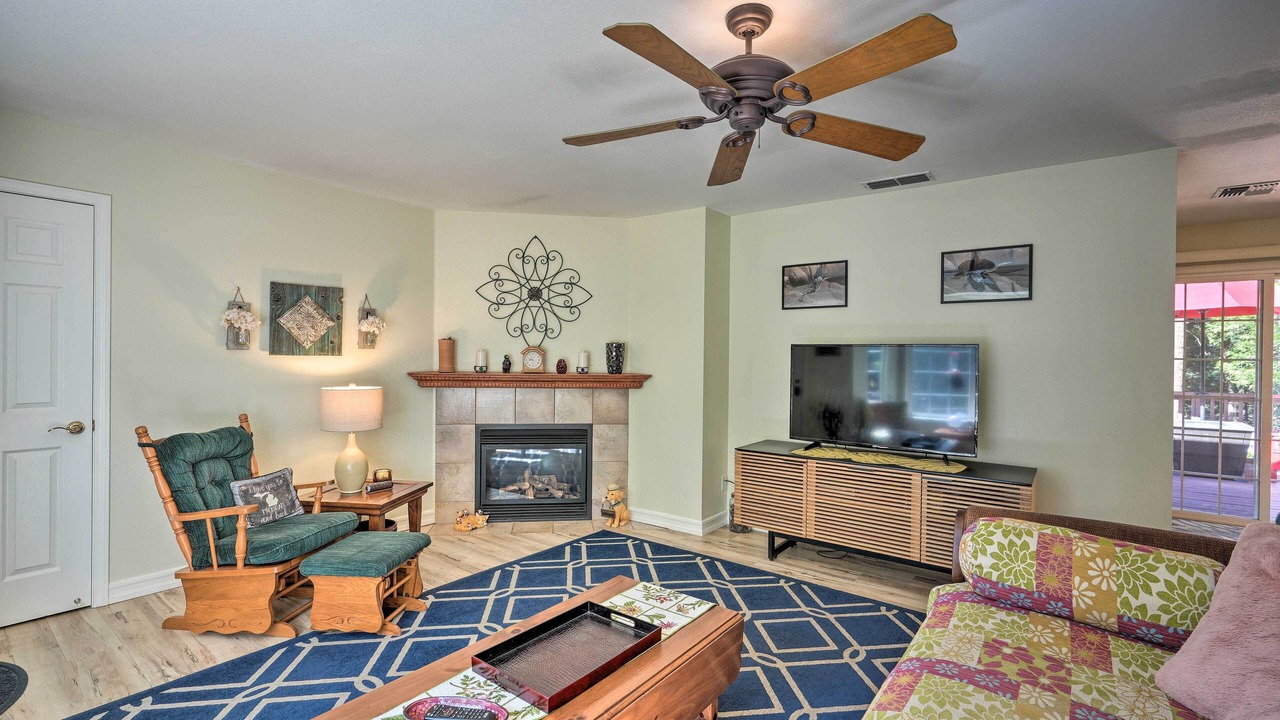 Photo of Livingroom in Placerville