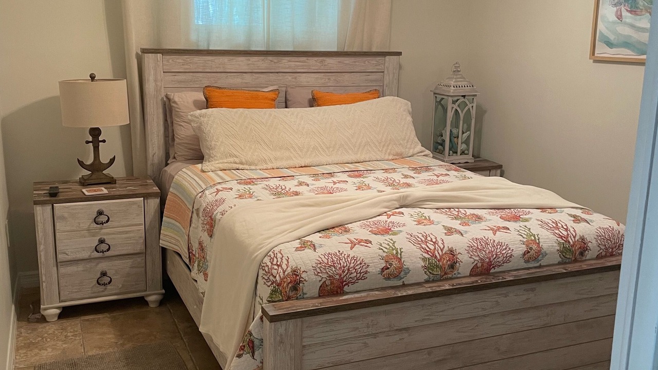Photo of Bedroom in Twin Lakes