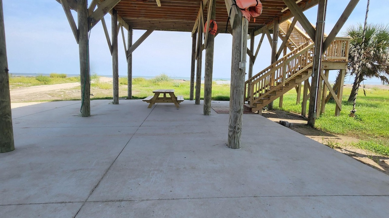 Photo of Others in Grand Isle