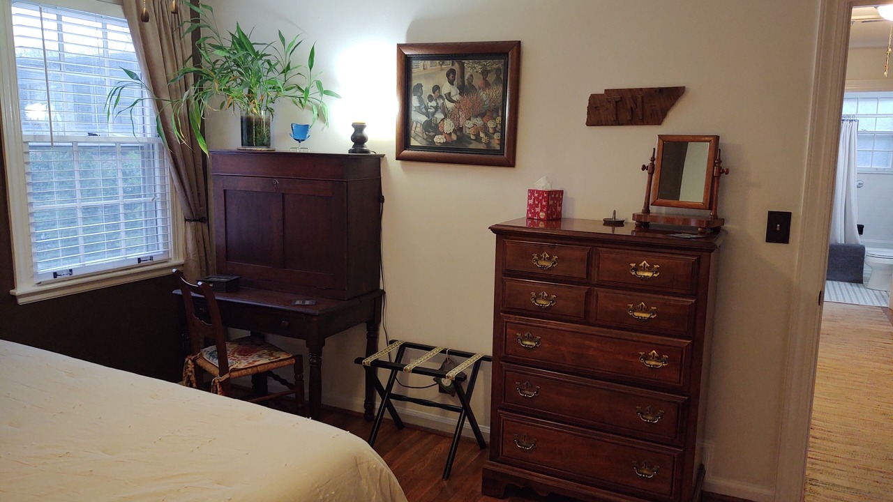 Photo of Bedroom in Belmont - Hillsboro